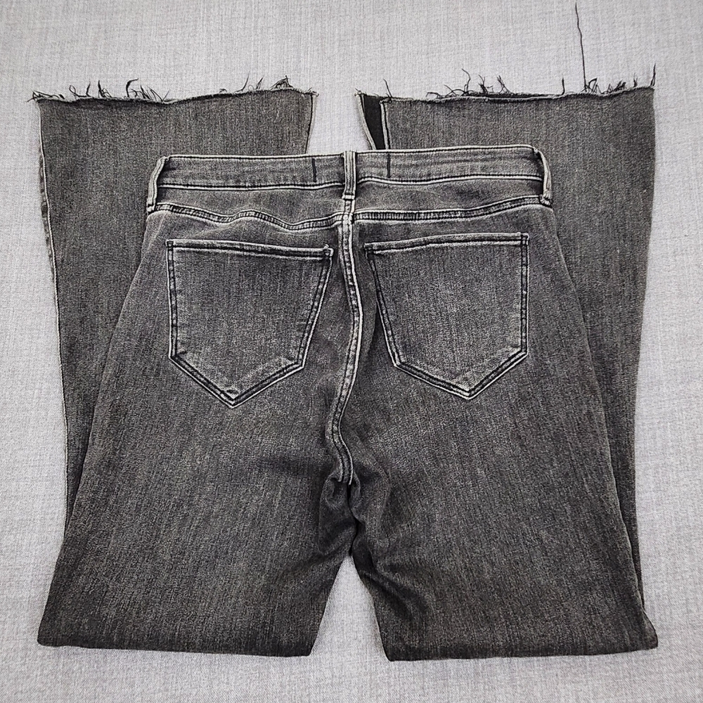 Hollister High Rise Soft Stretch Flare Distressed Style Black Denim Jeans. 13R - Picture 5 of 11